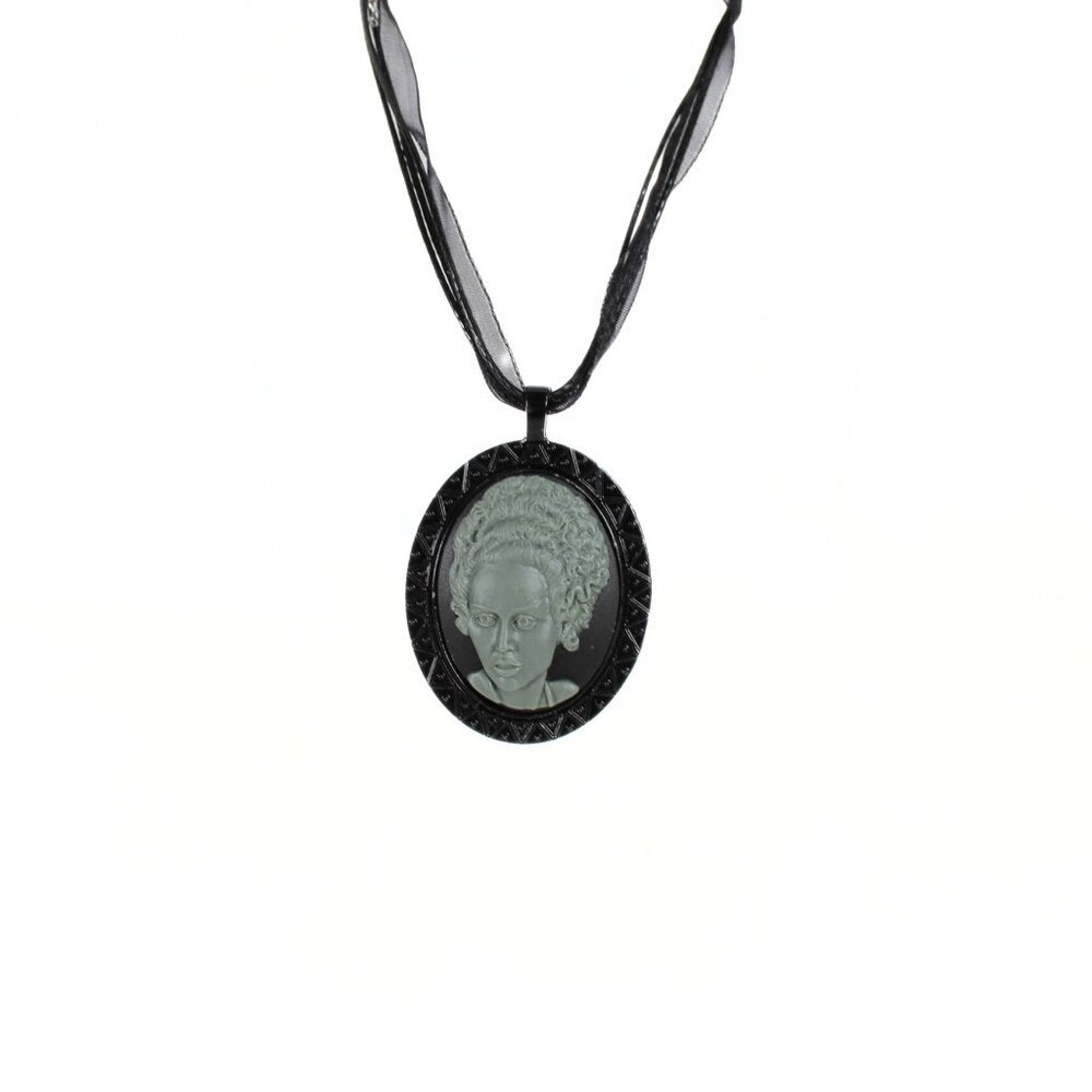 🔨 Gothic Victorian "Eternal Bride" Gothic Cameo Ribbon Necklace
